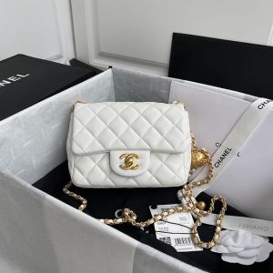 Chanel_flap_sling_bag_premium quality