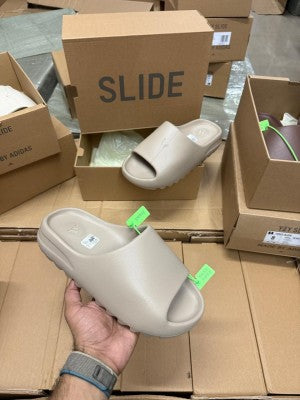 Adidaaass Yeezy Slide