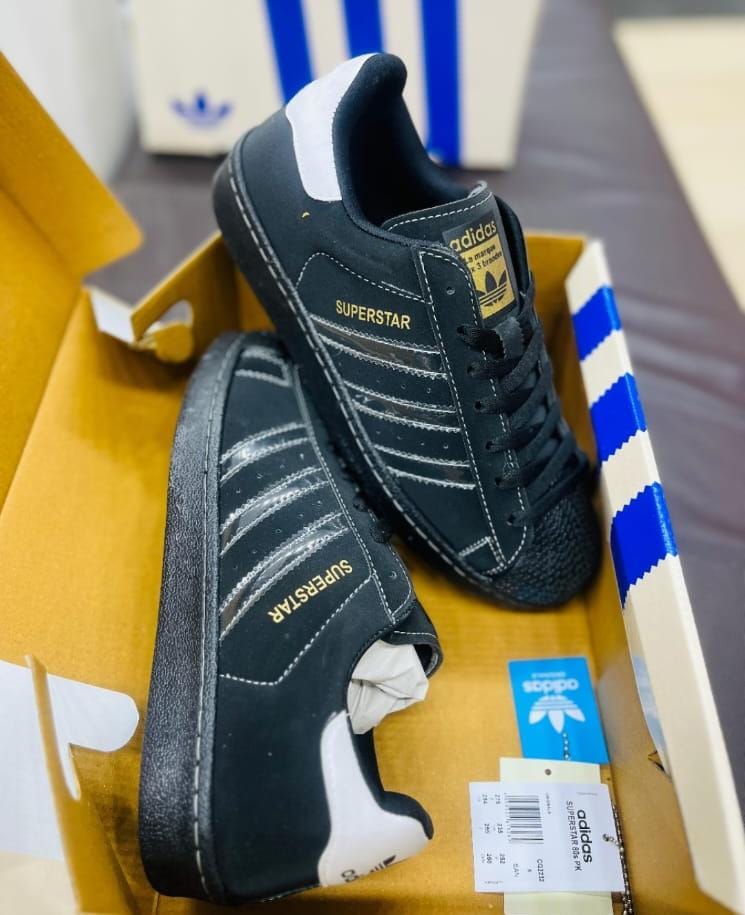 Adidas Superstar
