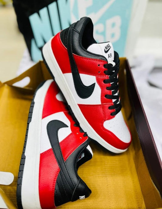 Nike SB Dunk Low Pro